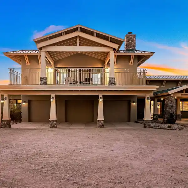 BREATHTAKING EQUESTRIAN ESTATE