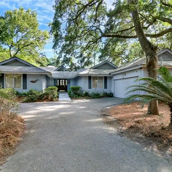 CHARMING PROPERTY WITH AMAZING POTENTIAL
