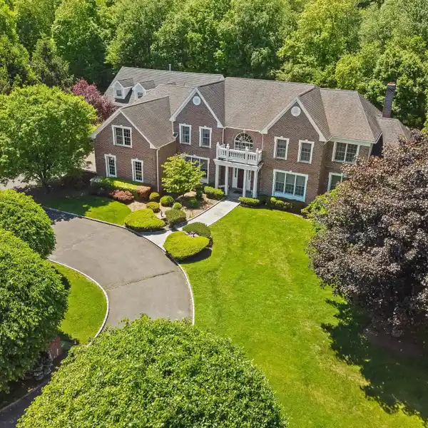 STATELY COLONIAL MINI-ESTATE