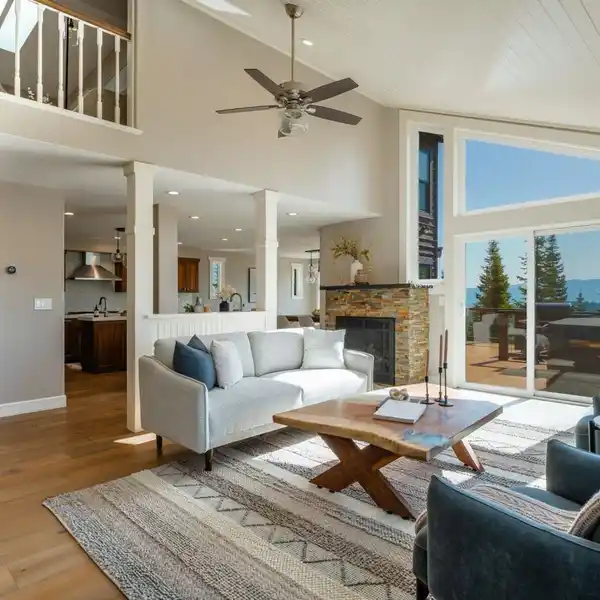 EXTENSIVELY UPDATED PROPERTY WITH INCREDIBLE VIEWS