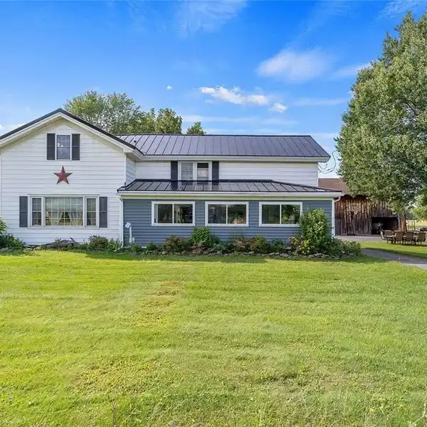 4.5 ACRES IN PRIME LOCATION