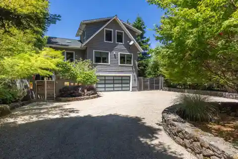 Private Oasis with Amazing Views