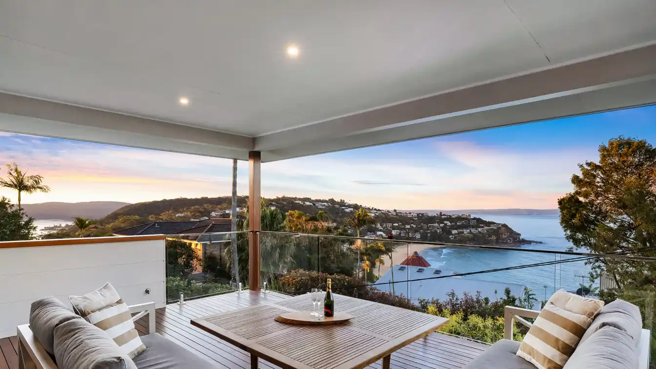 Elegant Residence in an Extraordinary Setting
