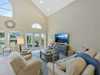 BRIGHT AND CHEERY HOME IN VILLA LANTANA