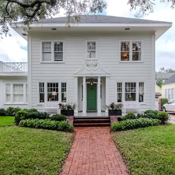RENOVATED NEW SUBURB CHARMER