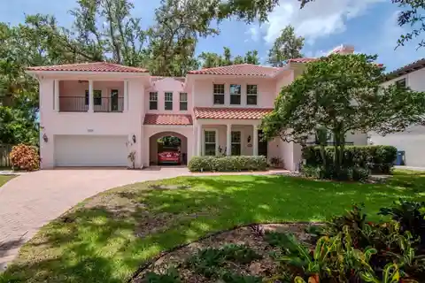 Single-Owner Home Overlooking Waverly Park
