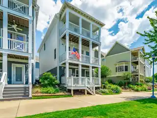 Beautiful Waterfront Condo in Cameron Harbor