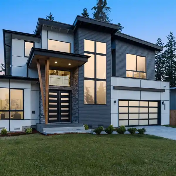 NEWLY COMPLETED MODERN HOME
