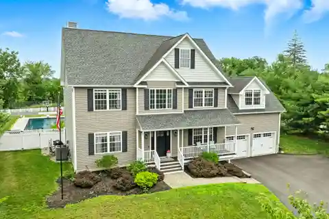 Move-In Ready Home in the Desirable Stone Ridge Complex