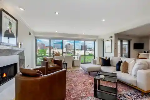 Beautifully Renovated Condo with Panoramic Views
