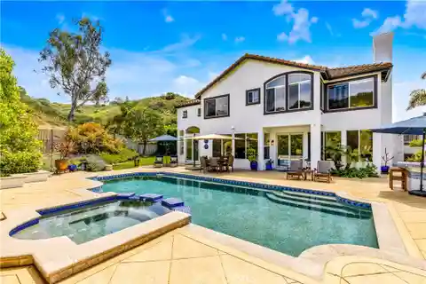 Exceptional Home in Harbor View