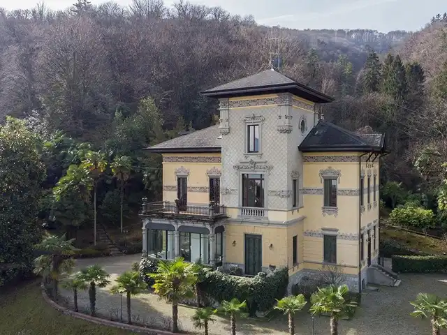 Small Image