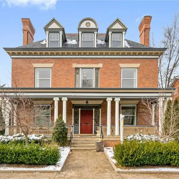 AMAZING RESIDENCE IN WEST SHADYSIDE