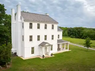 Timeless Estate on 90 Acres