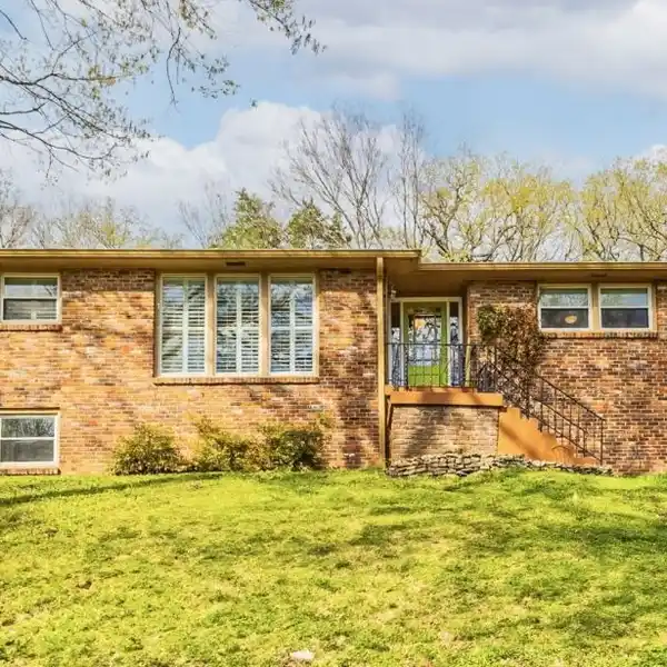 BEAUTIFULLY UPDATED RANCH HOME