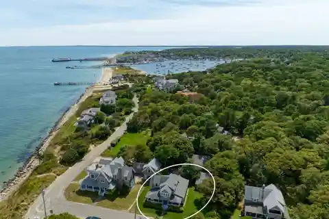 Beautifully Updated East Chop Victorian