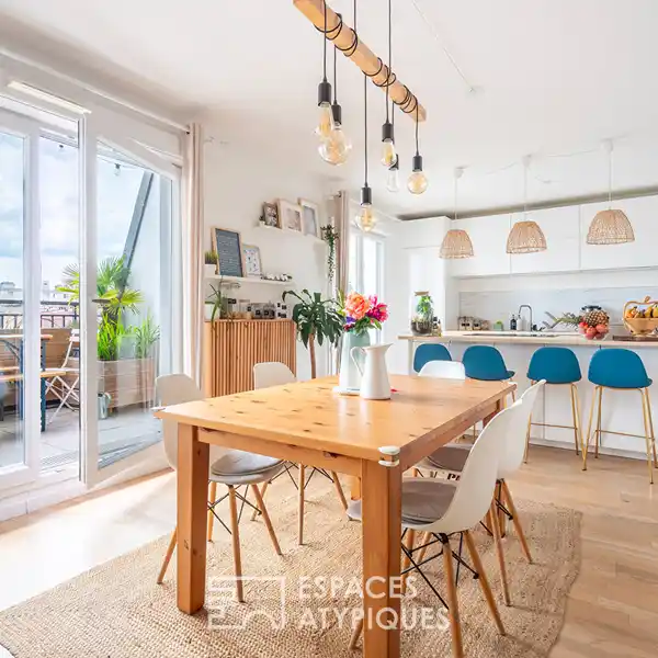 STUNNING APARTMENT IN THE SAINT-OUEN TOWN HALL DISTRICT