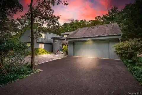 Rare North Shore Retreat