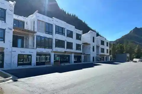 Coveted Corner Residence at the Base of Mount Royal