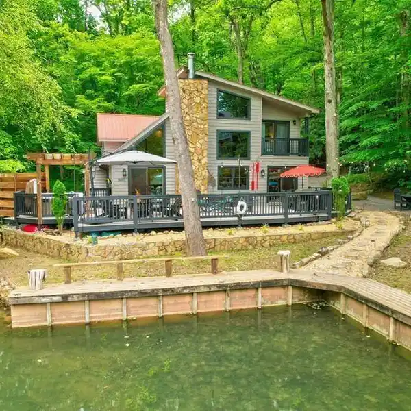 LAKE BLUE RIDGE CHALET AT GREAT VALUE