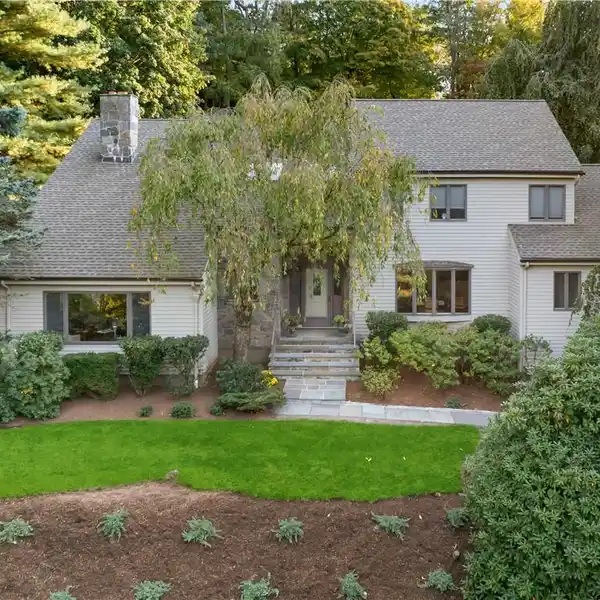 STATELY COLONIAL IN A HIGHLY DESIRABLE NEIGHBORHOOD