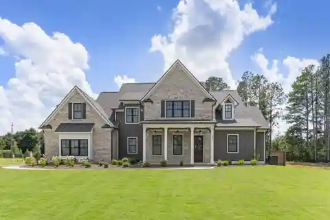 Move-In Ready Home in Lassiter Cove
