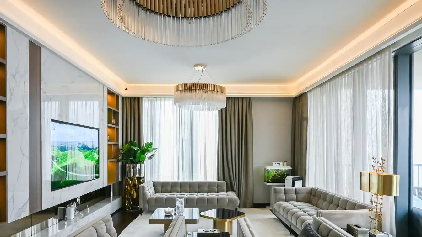 Contemporary Luxury with Panoramic Downtown Views