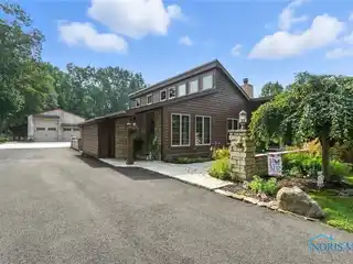 Fabulous 6.5-Acre Compound