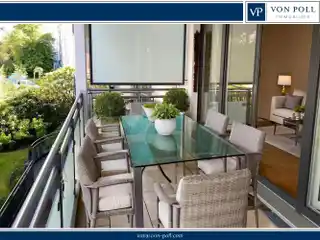Light-filled Three-room Apartment with Large Balcony and Parking Space in a Prime Location