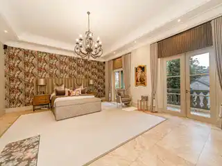 Château Sophistication with Hyde Park Prestige