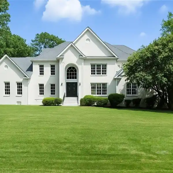 ELEGANT 3-STORY HOME WITH RESORT-STYLE BACKYARD