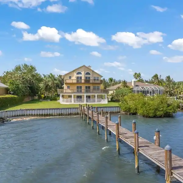 COASTAL RETREAT WITH BONUS FLEX SPACE BELOW