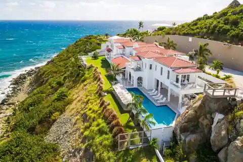 Spectacular Villa Amalia
