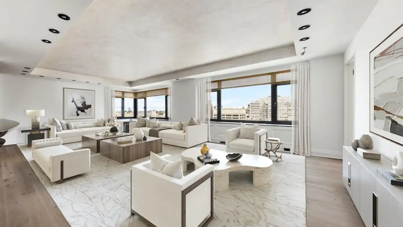 Elegance and Comfort with Amazing Views at the Phoenix