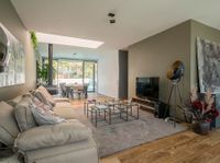 VILLA WITH EXCELLENT DESIGN, PATTERNS AND MATERIALS INSPIRED BY NATURE