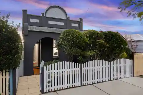 Charming Double-Brick Home in Crows Nest