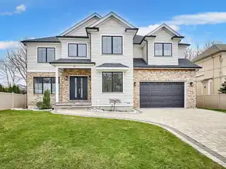 Meticulously Designed Luxury Home
