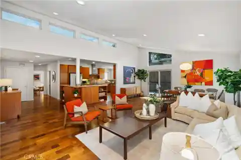 Stunning Silver Lake Property with Outdoor Entertaining Patio