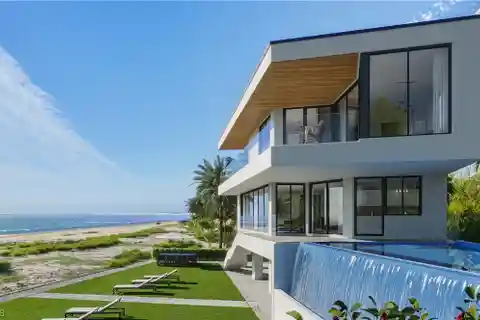 Seaside Retreat with Adorable Beach Cottage