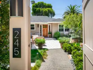 Santa Barbara Mesa Living at Its Best