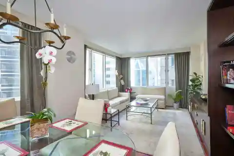 Oversized One Bedroom Home in the Heart of Manhattan