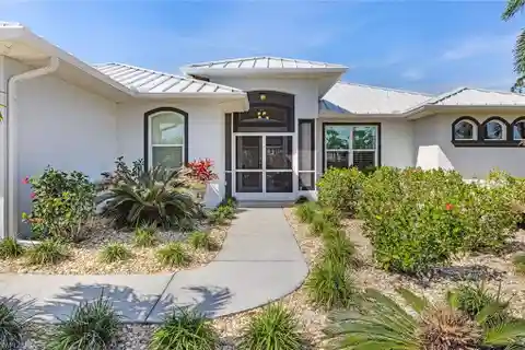 Create Your Private Getaway on over 11 Acres
