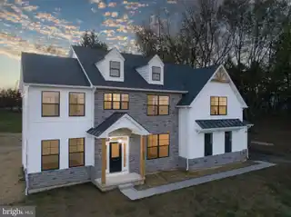 New Construction in an Exclusive Community