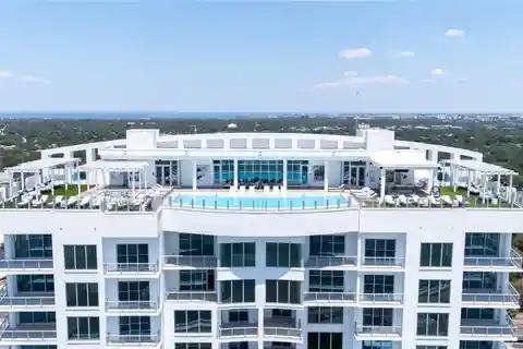 Southern Penthouse at Altura Bayshore