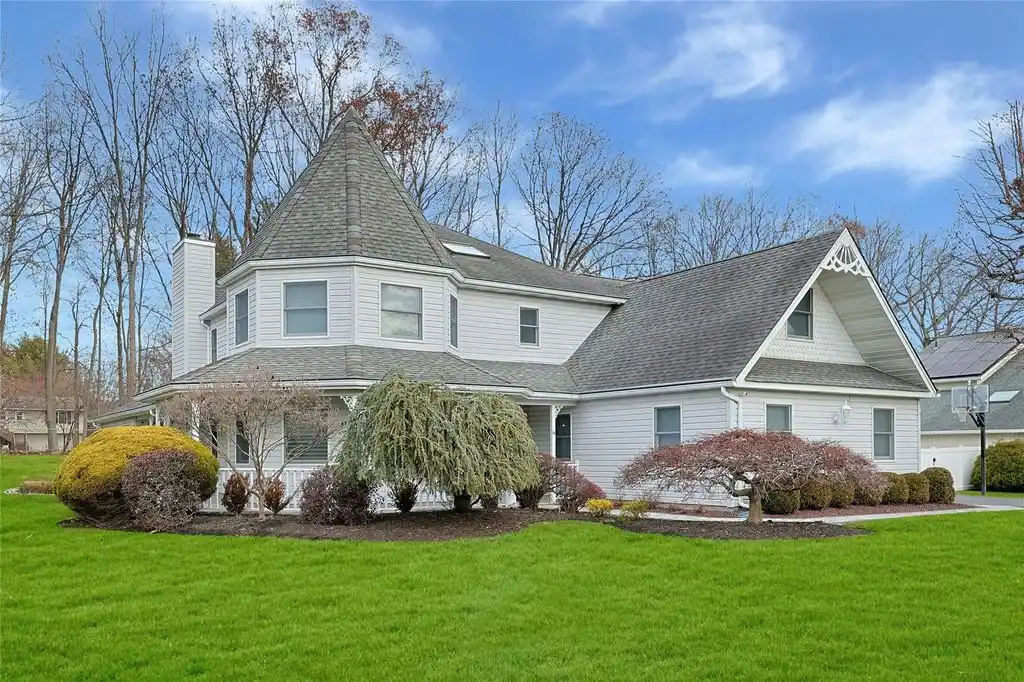 Stunning Custom Victorian Colonial
