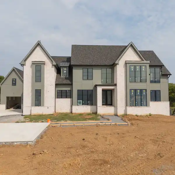 CUSTOM NEW CONSTRUCTION IN PRIMM FARM