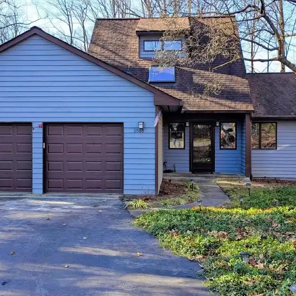 NATURE-FRAMED HOME WITH EXPANSION POTENTIAL
