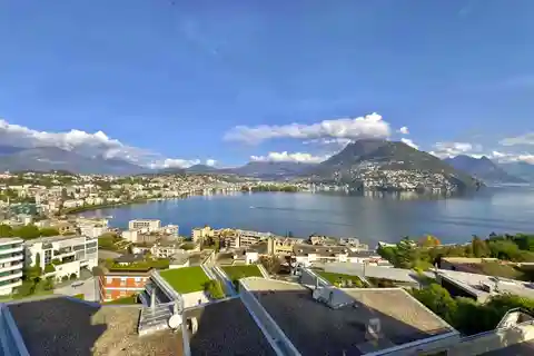 Exclusive Skydeck Apartment