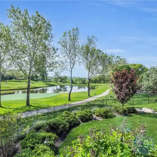 CUSTOM ESTATE AT THE NATIONAL