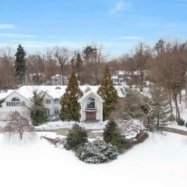 EXPANSIVE RESIDENCE ON JUST UNDER THREE ACRES